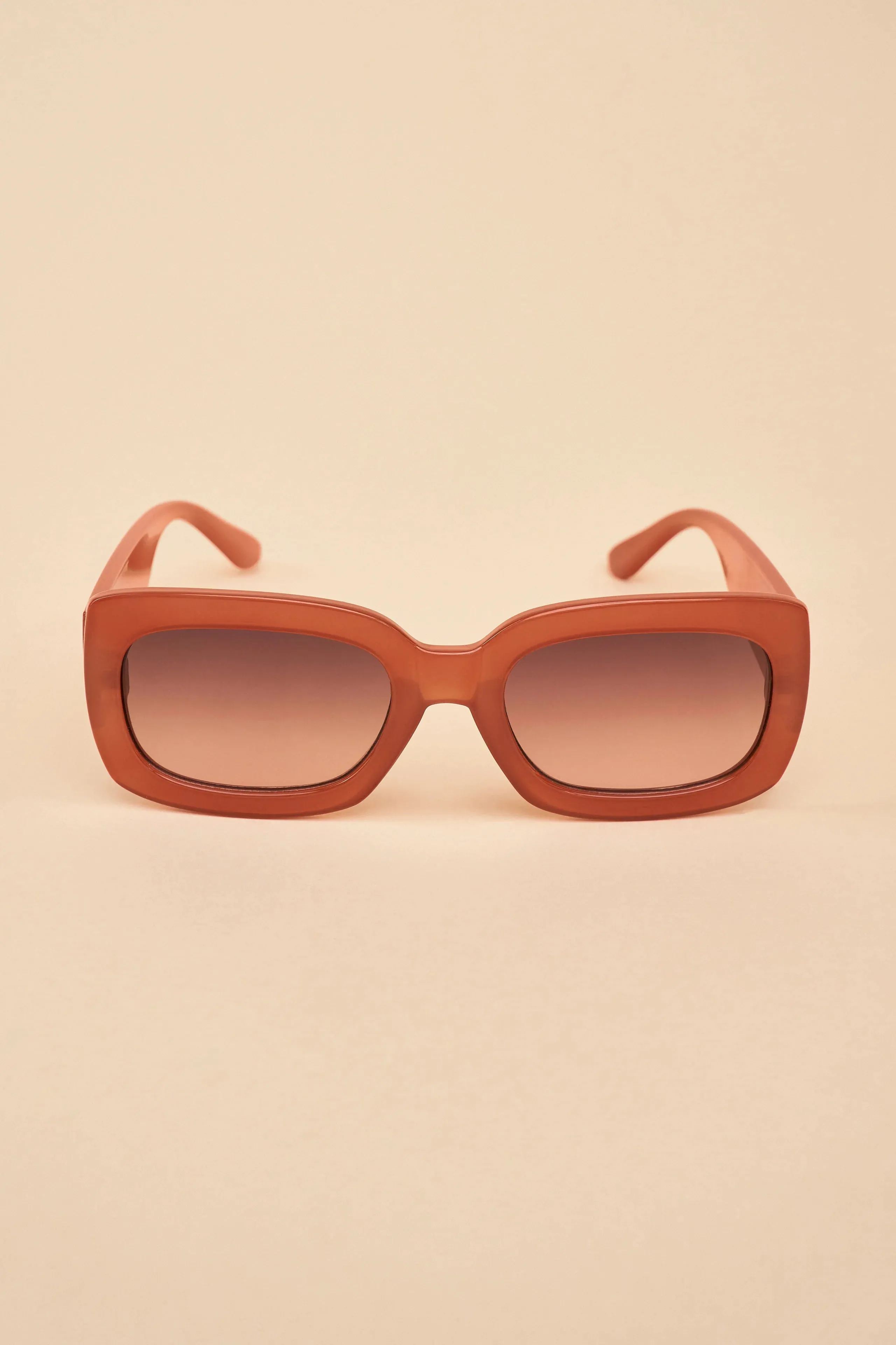 EVERLEE PEACH SUNGLASSES