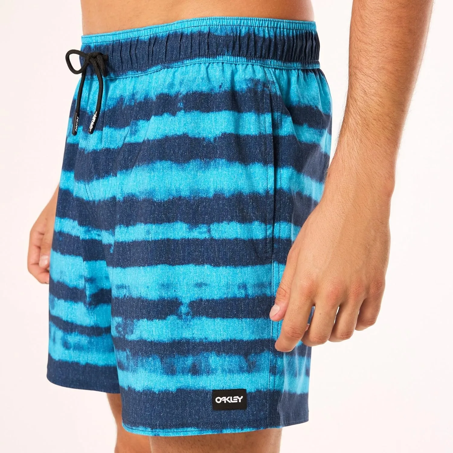Oakley Men's Blur Stripes Recycled 16" Beachshort