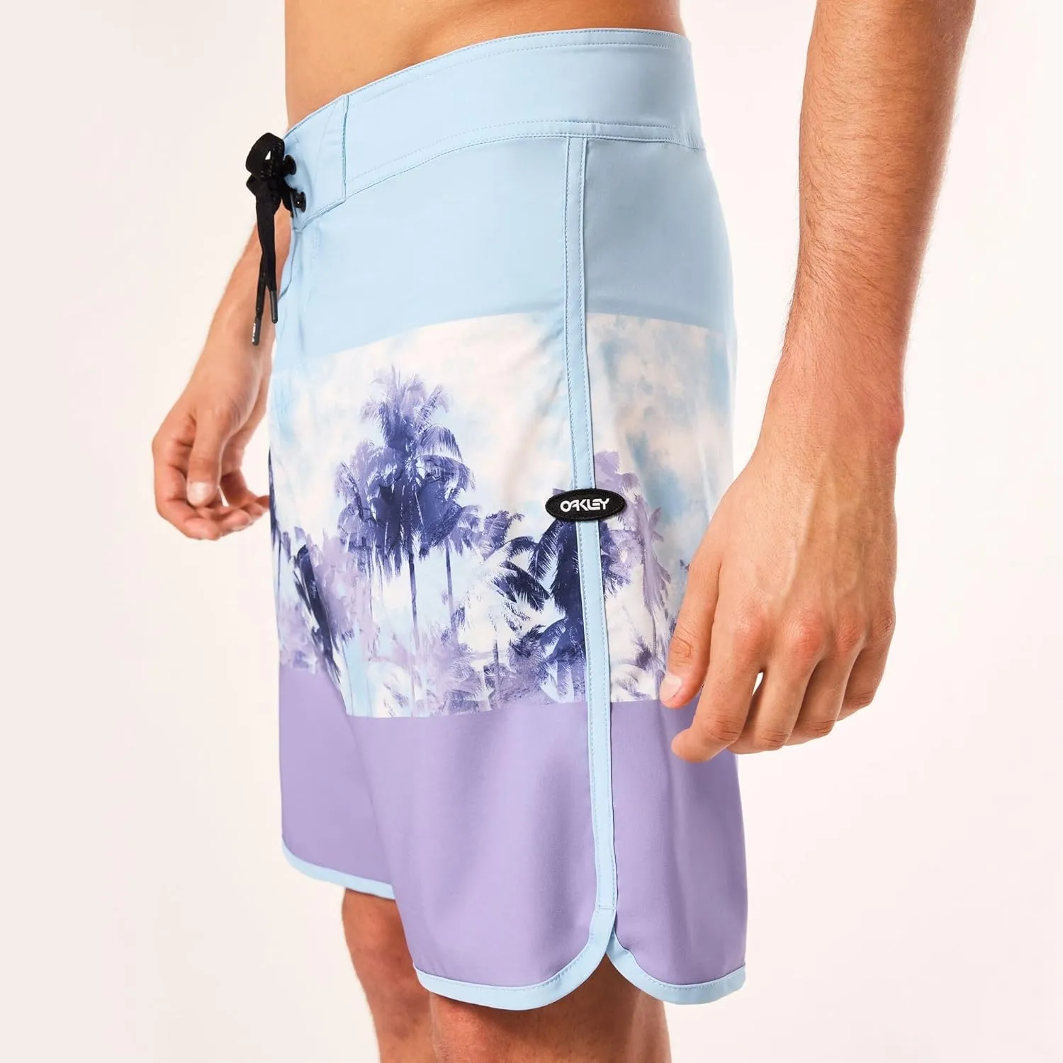 Oakley Men's Palm Florals Recycled 19 Boardshort