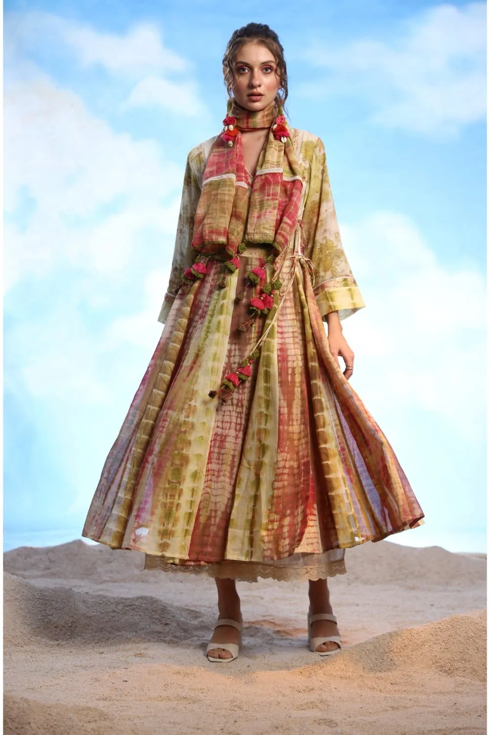 OVERLAP TUNIC   PANTS   STOLE