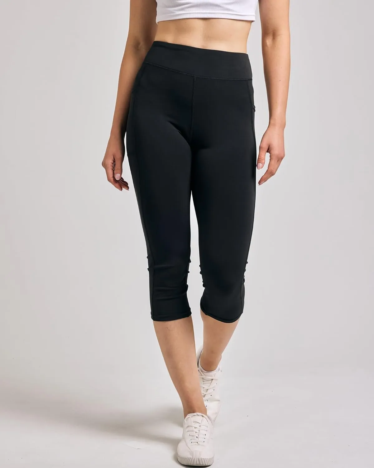 Real Essentials 4 Pack: Women's Capri Leggings with Pockets Casual Yoga Workout Exercise Pants (Available in Plus Size)