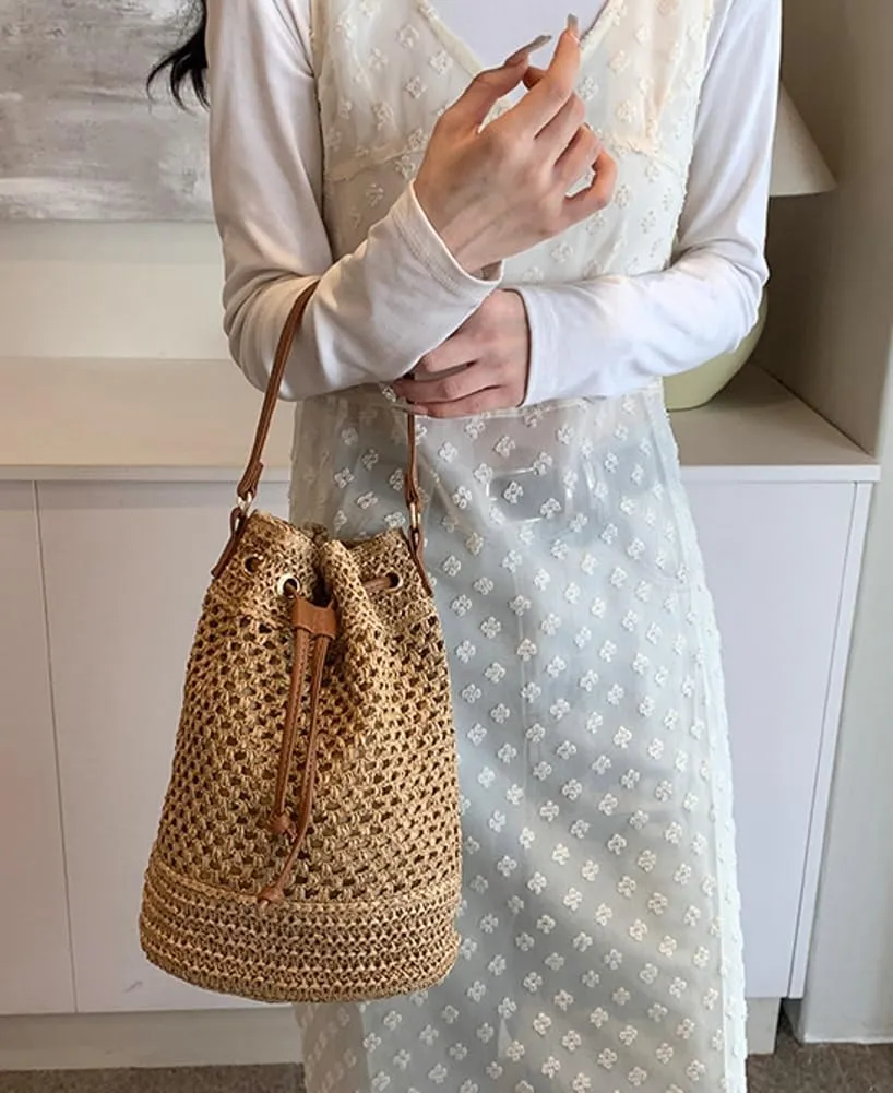Straw Bucket Bag for Women Woven Drawstring Shoulder Bag Summer Beach Coss-body Bag Travel Leisure Top-Handle Purse