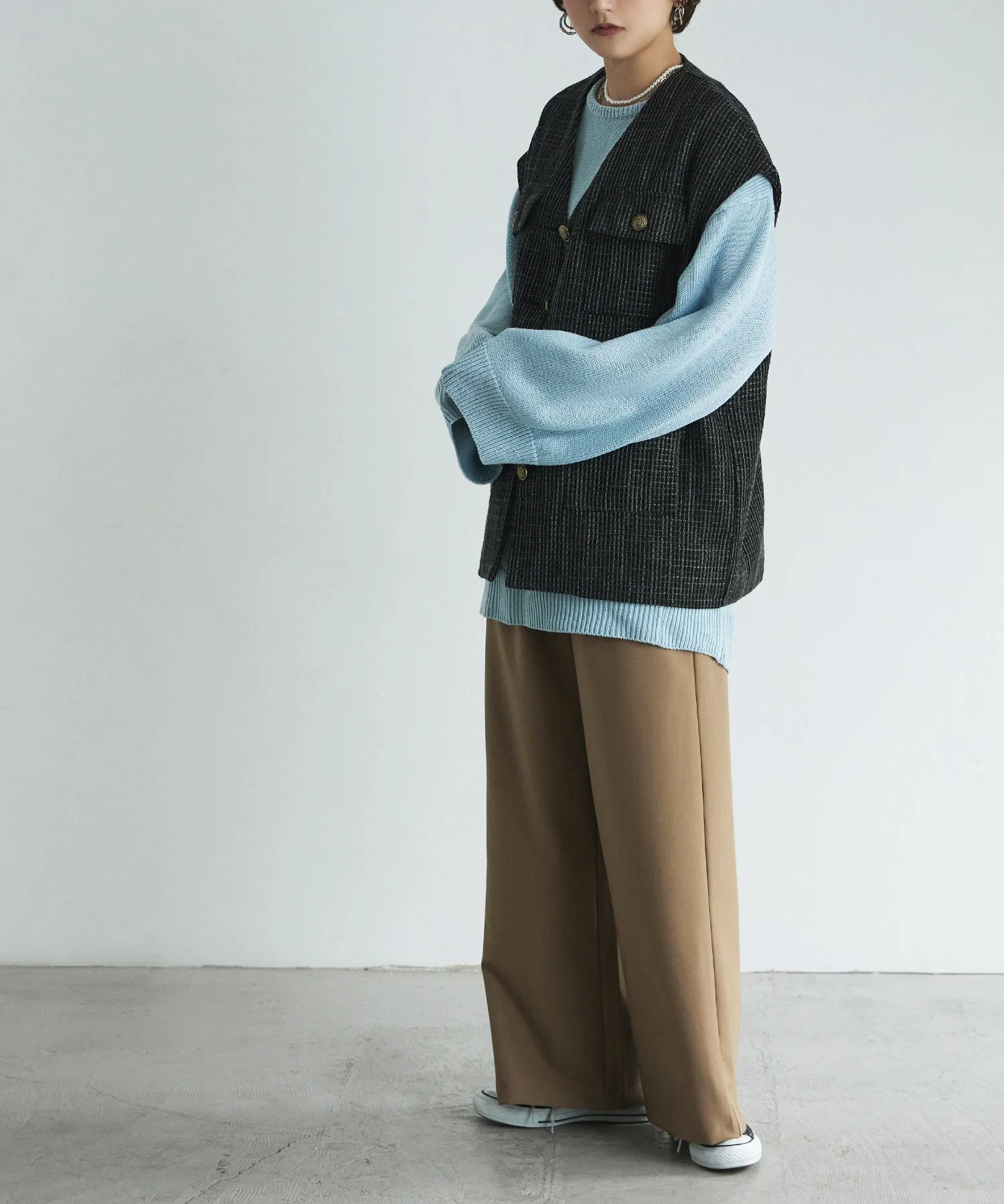 Tweed sleeveless jacket