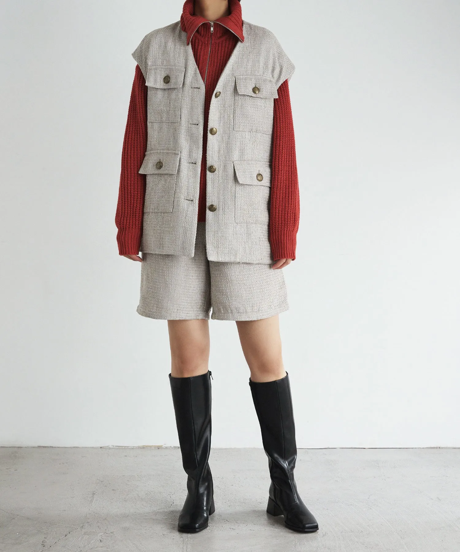 Tweed sleeveless jacket