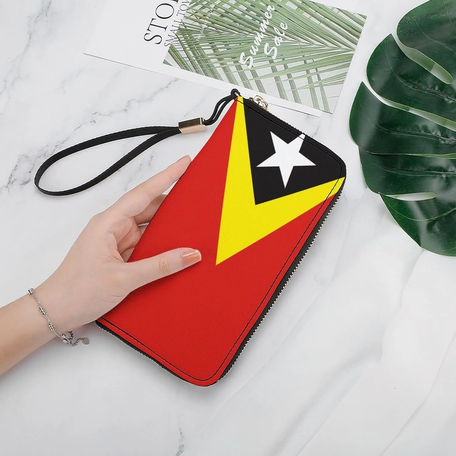 Women Men East Timor Flag Zipper Long Purse with Removable Wristlet Stylish PU Wallet Travel Clutch